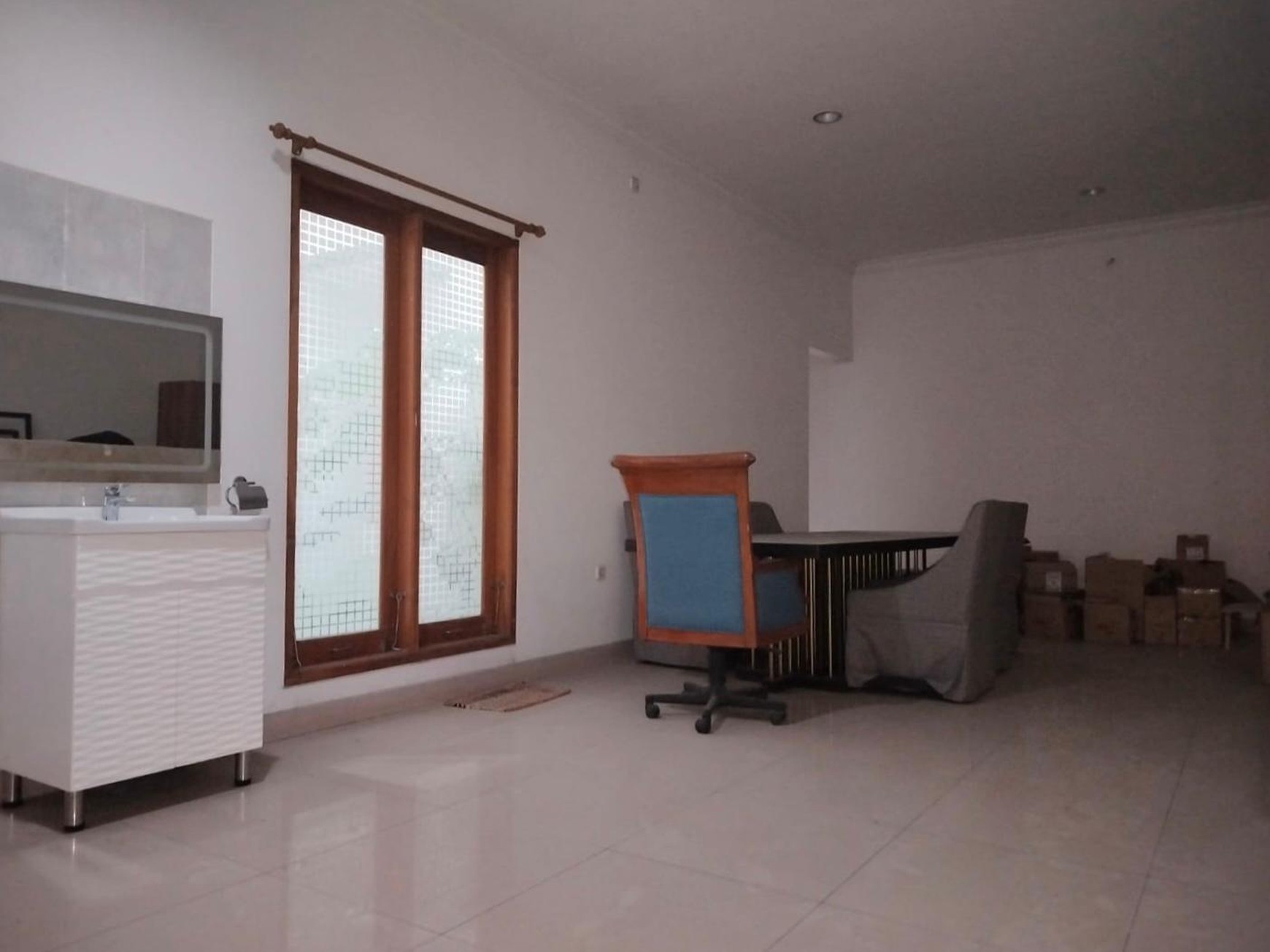  Dijual Rumah Mewah Furnished & Siap Huni di Kawasan Eksklusif Pesona Khayangan, Margonda