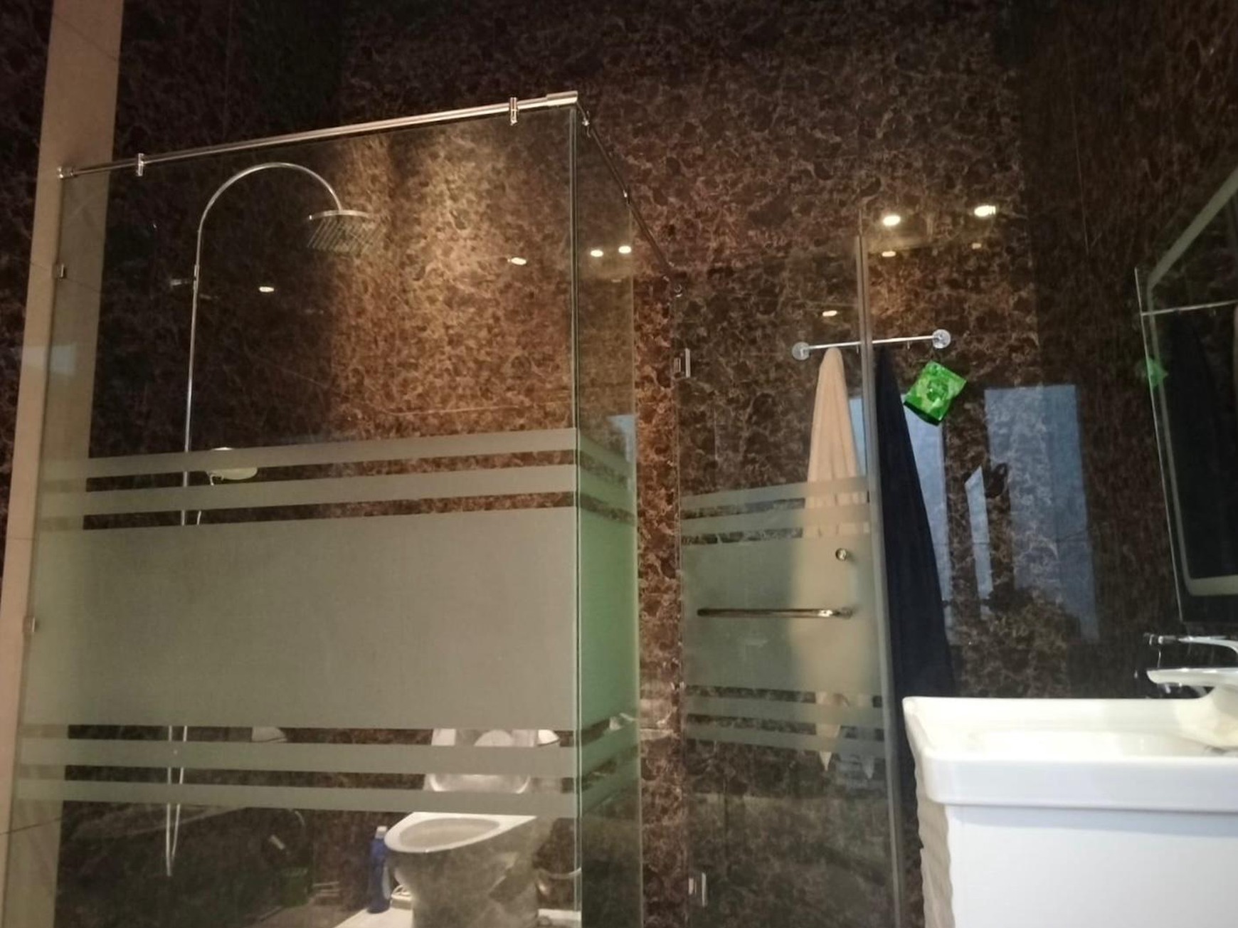  Dijual Rumah Mewah Furnished & Siap Huni di Kawasan Eksklusif Pesona Khayangan, Margonda