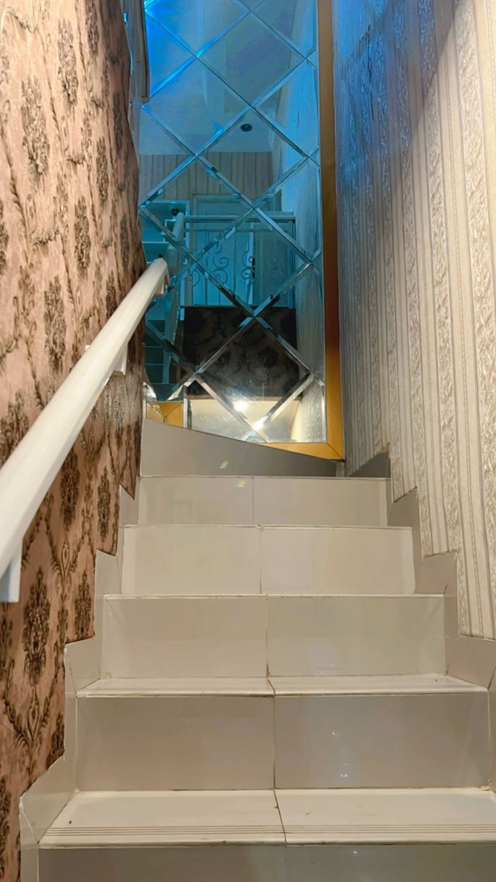 Ambrosia Lippo Cikarang - Rumah Keluarga Modern di Kawasan Elit!