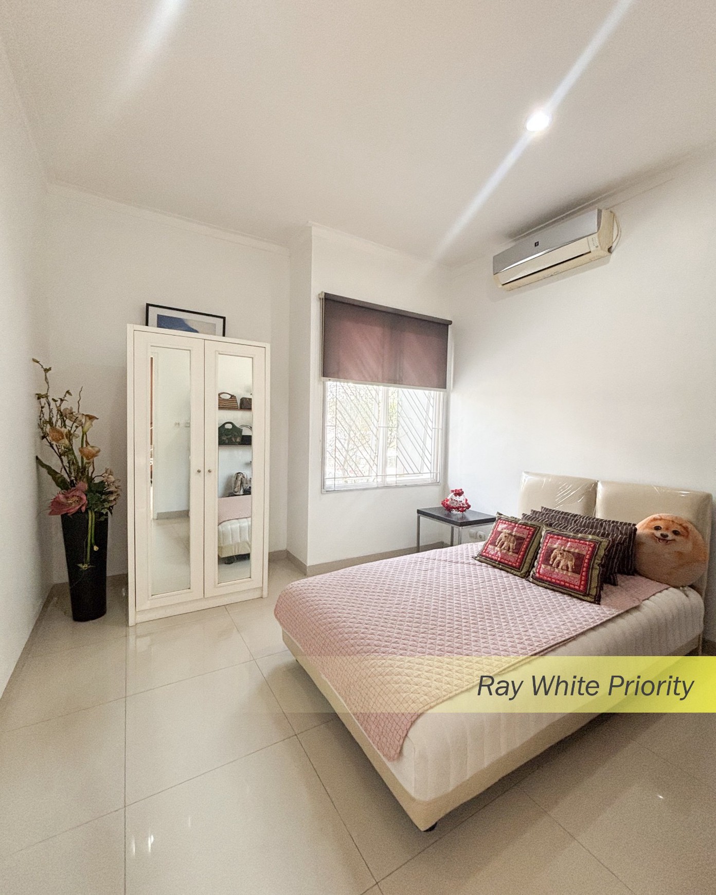 RUMAH MINIMALIS SIAP HUNI FULL FURNISH DI NUSA LOKA BSD, TANGERANG SELATAN