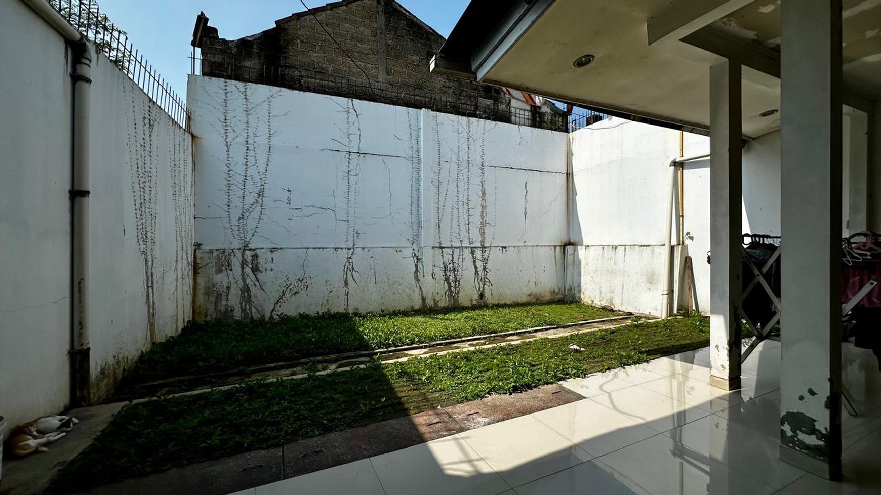 Dijual Rumah Tinggal Siap Huni Di Komplek  Depok Maharaja  