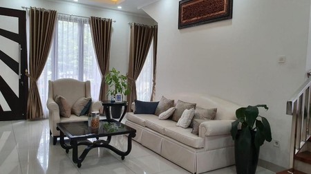Dijual Cepat Rumah dalam cluster,keamanan 24 jam di Bintaro Jaya 9