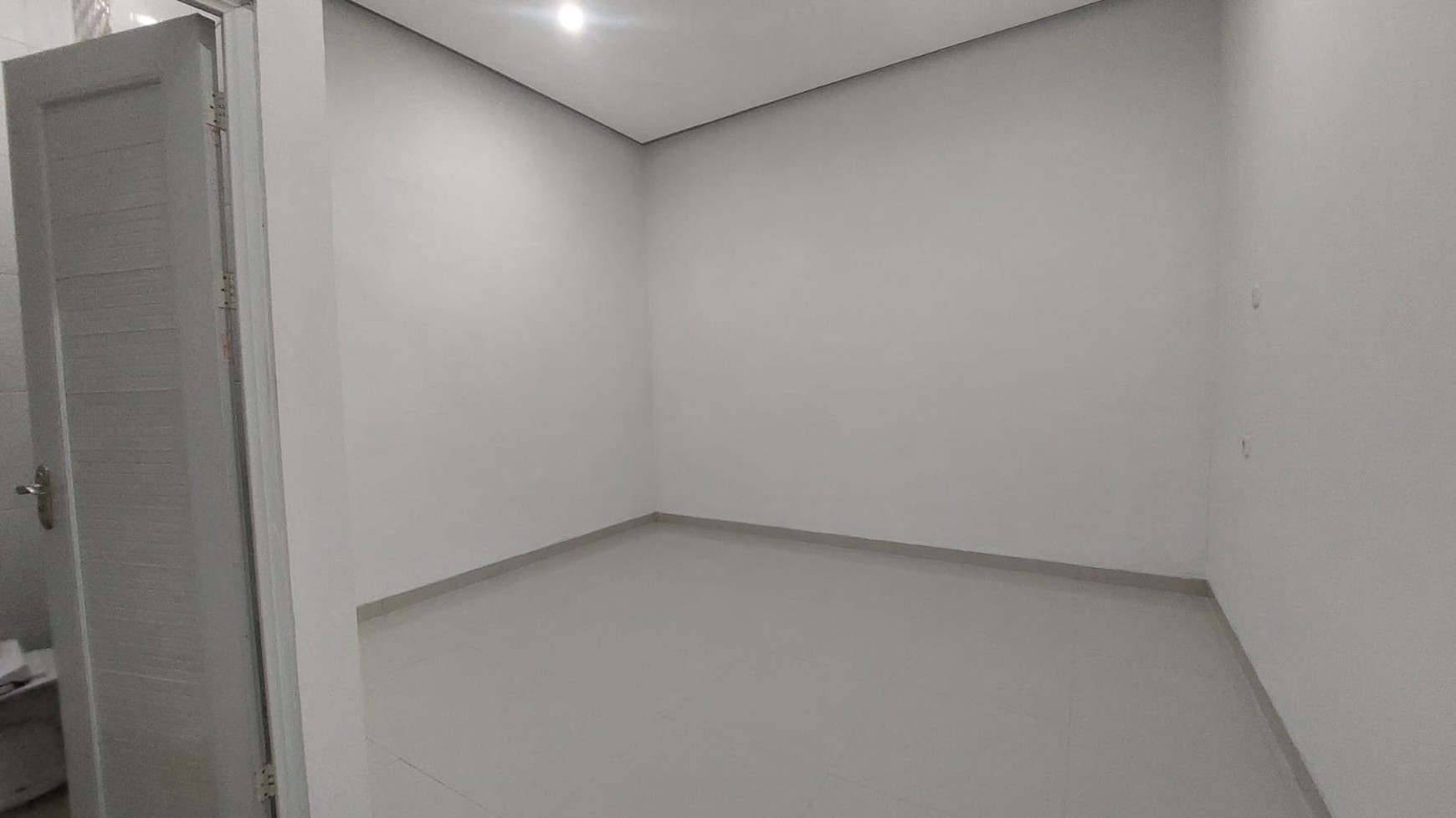 Rumah siap huni di ciputat.