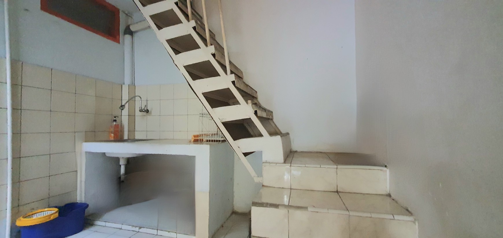 Lokasi prima, harga bersahabat. Siapa cepat, dia dapat! Ruko Kelapa Hibrida Raya, Kelapa Gading Luas 4,5x16m2