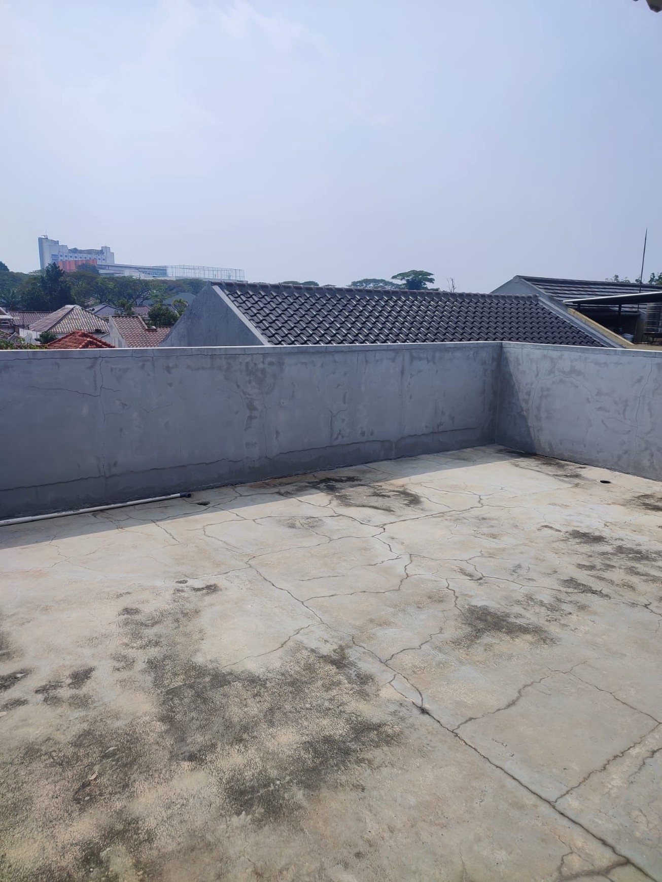 Rumah 2.5 Lantai Hoek Nyaman di CITRA GRAN CIBUBUR