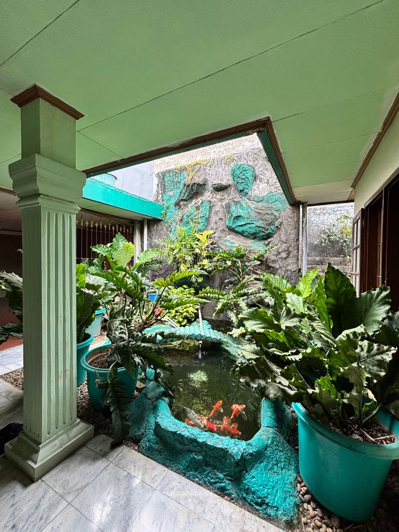 Rumah Lama Lokasi Strategis Duren Tiga Jakarta Selatan