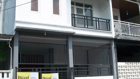 Rumah di Green Mansion Sidoarjo, Minimalis, 2 Lantai, Sudah Renov Full, SIAP HUNI !!! - LM -