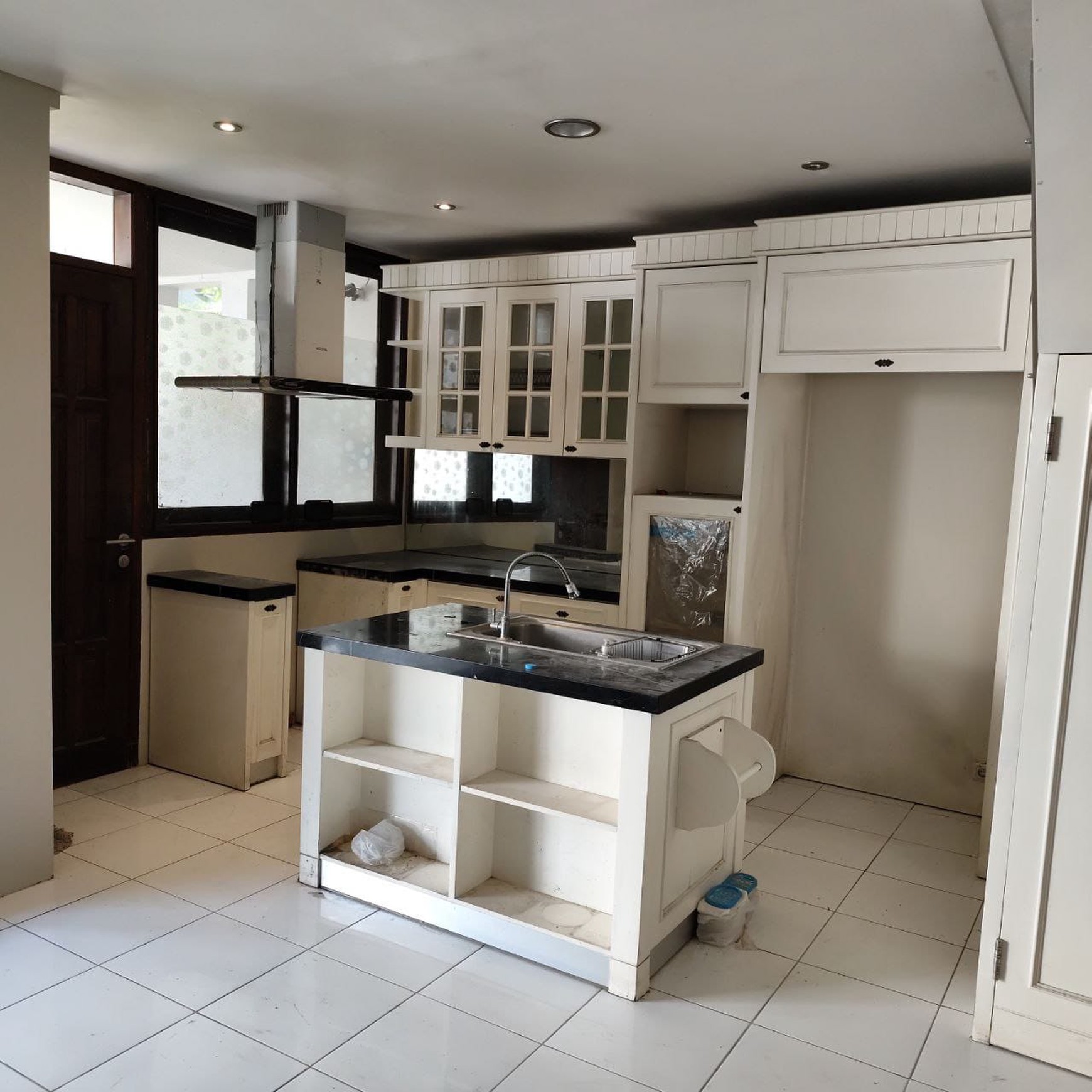 Dijual Rumah Puri Widya Kencana Citraland Surabaya Barat 