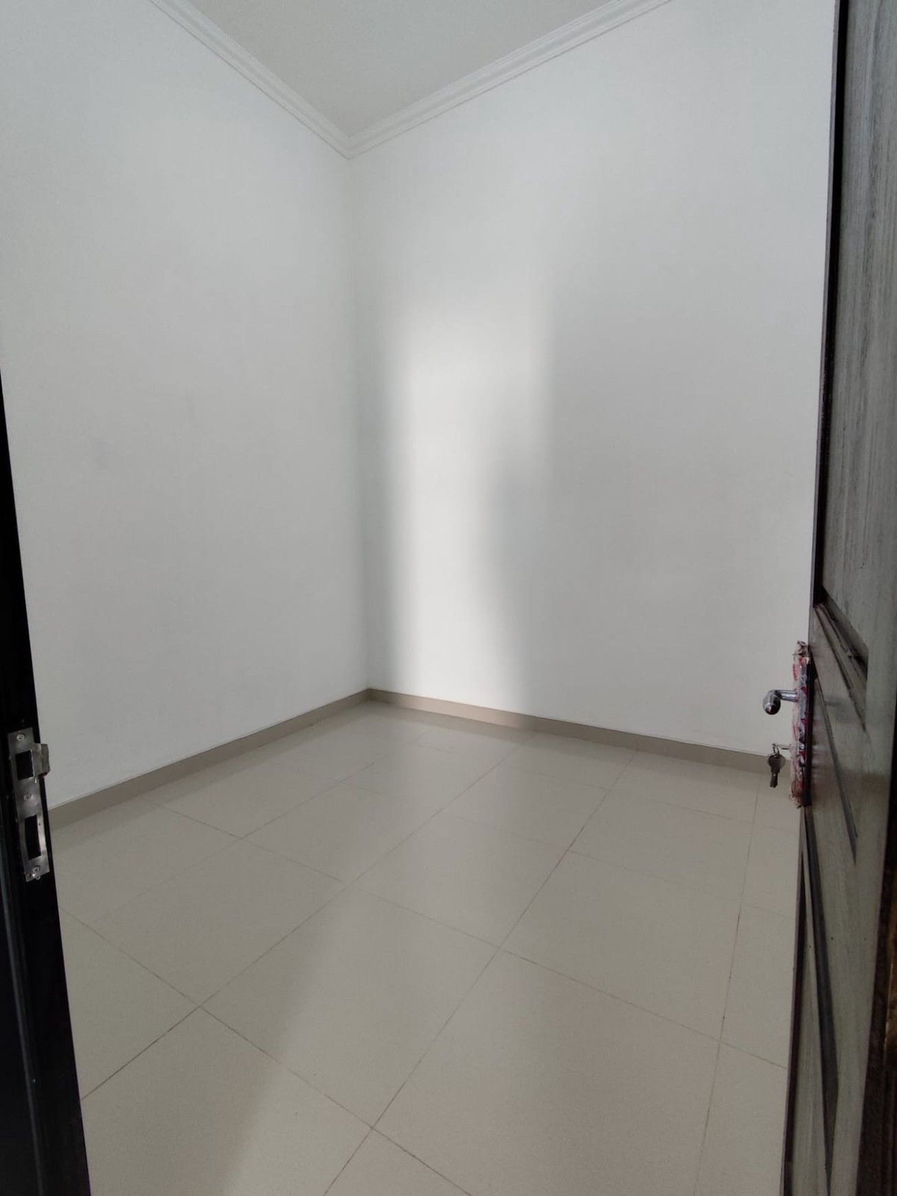 Rumah Bagus Siap Huni SHM KT 3 KM 2 SHM @Ciputat