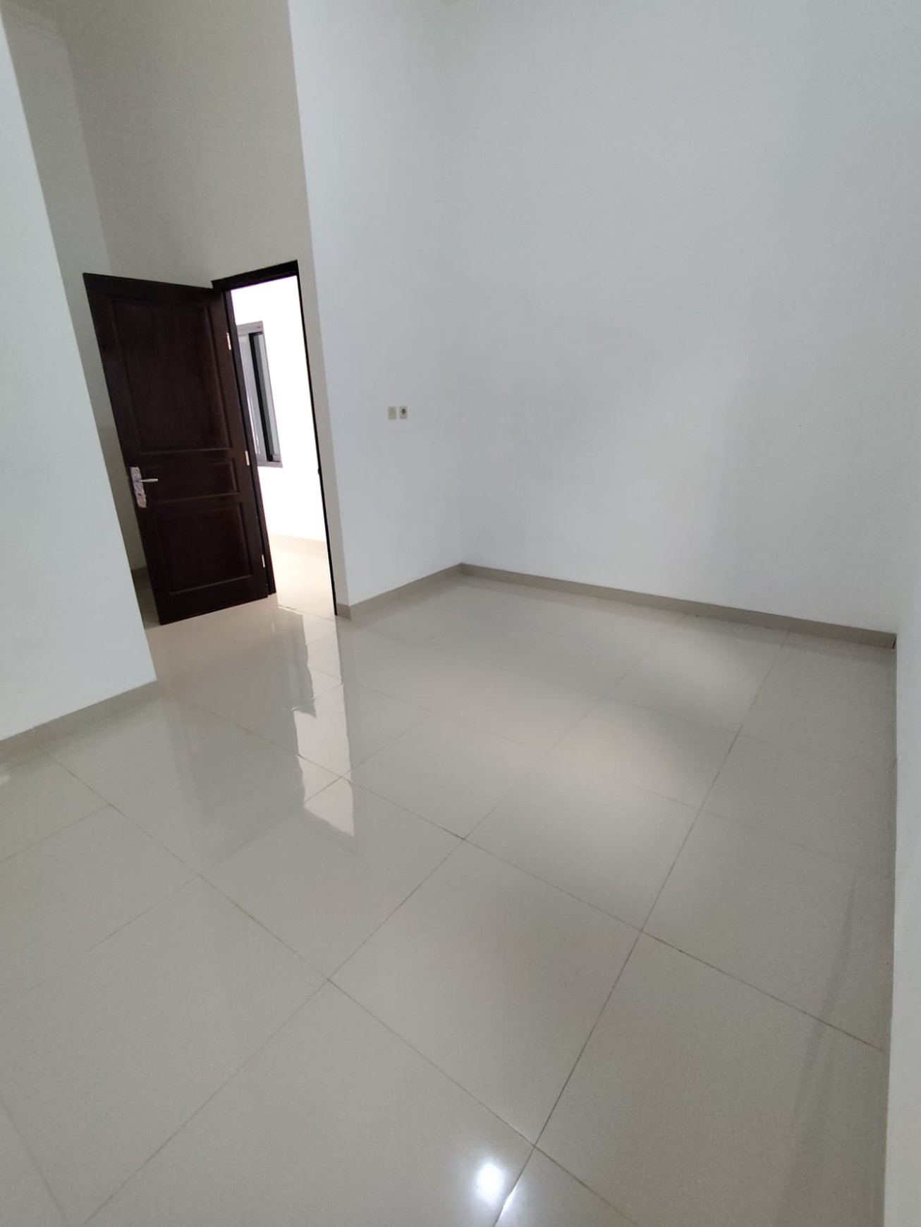 Rumah Bagus Siap Huni SHM KT 3 KM 2 SHM @Ciputat