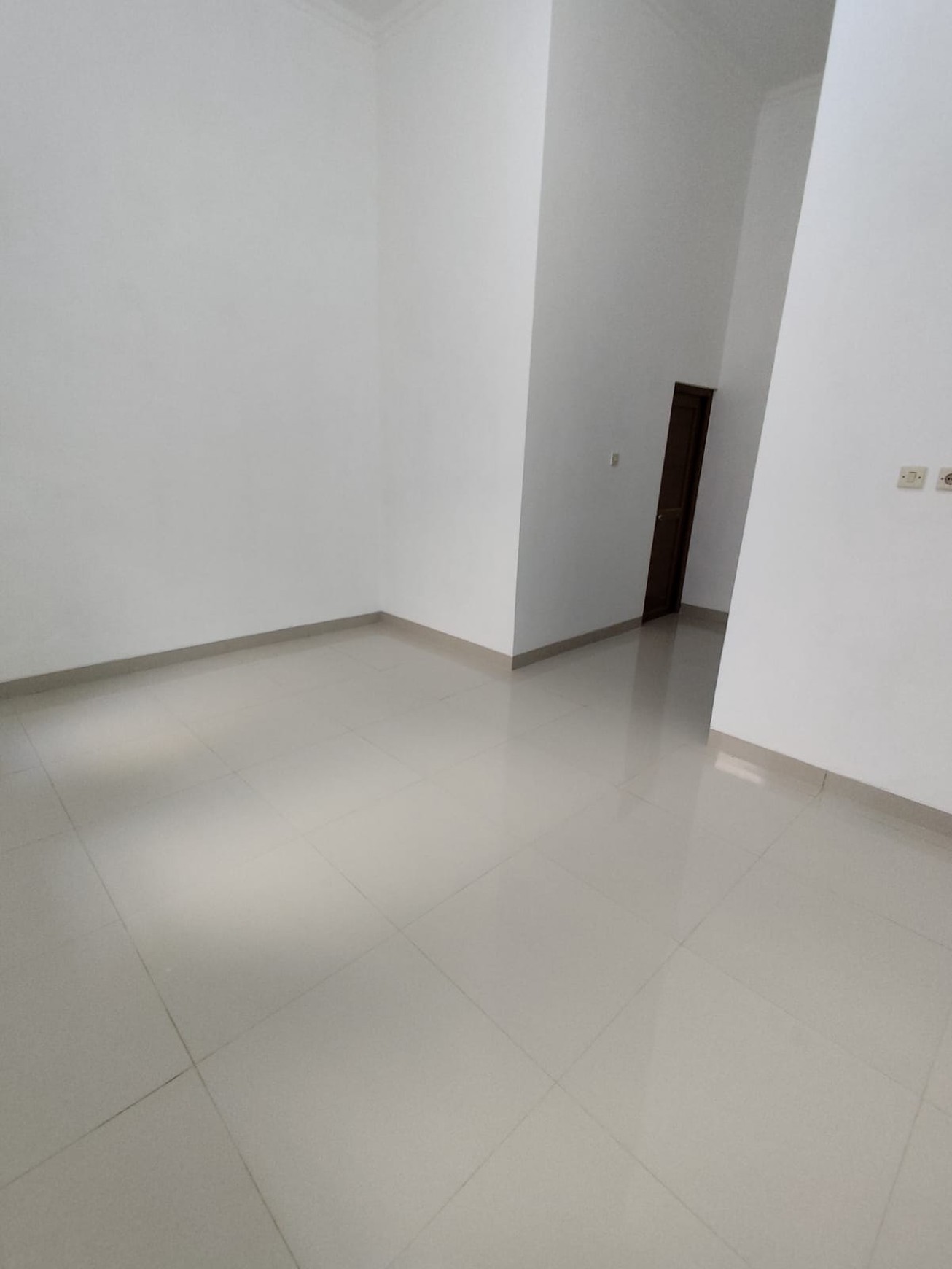 Rumah Bagus Siap Huni SHM KT 3 KM 2 SHM @Ciputat