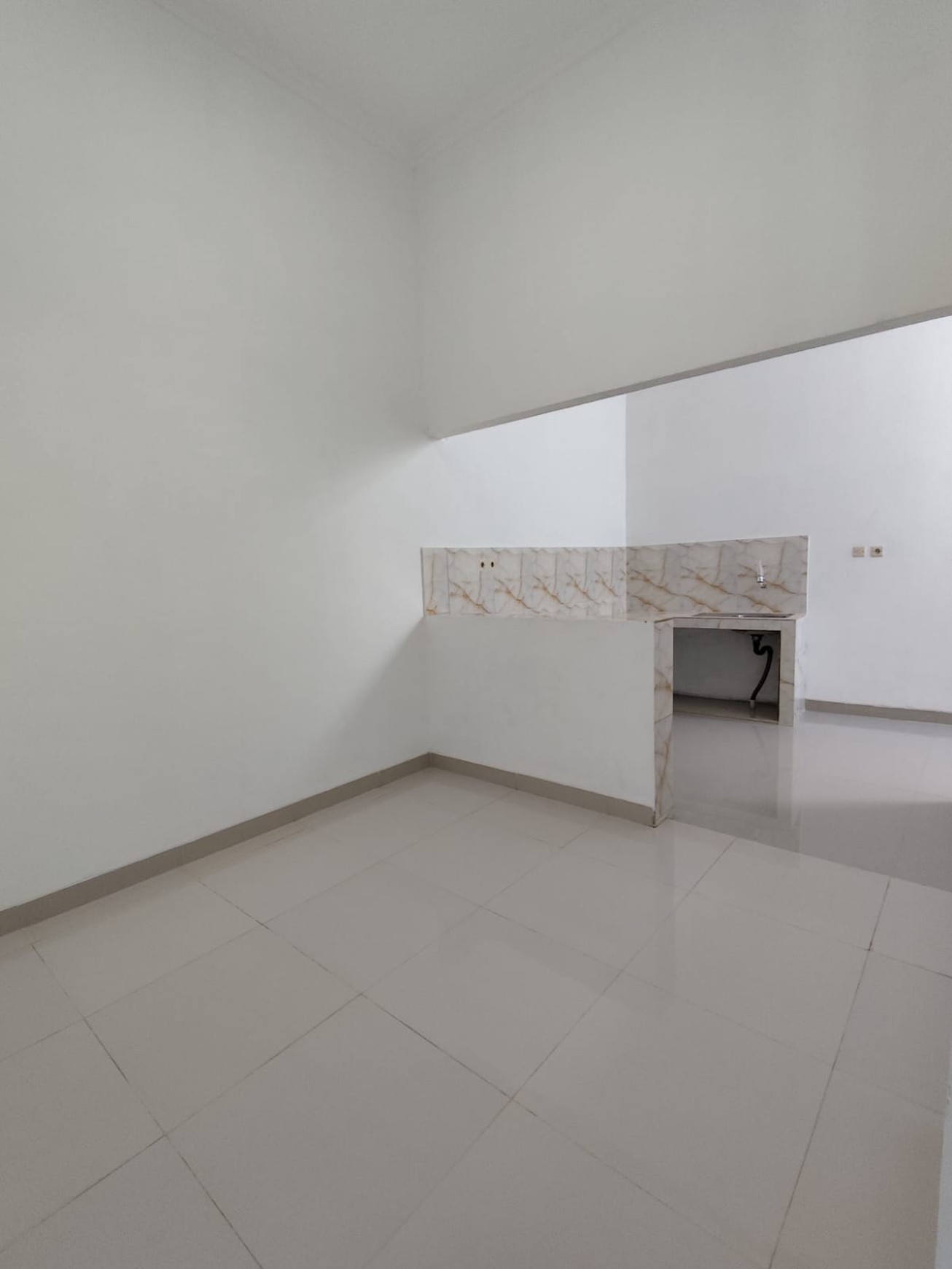 Rumah Bagus Siap Huni SHM KT 3 KM 2 SHM @Ciputat