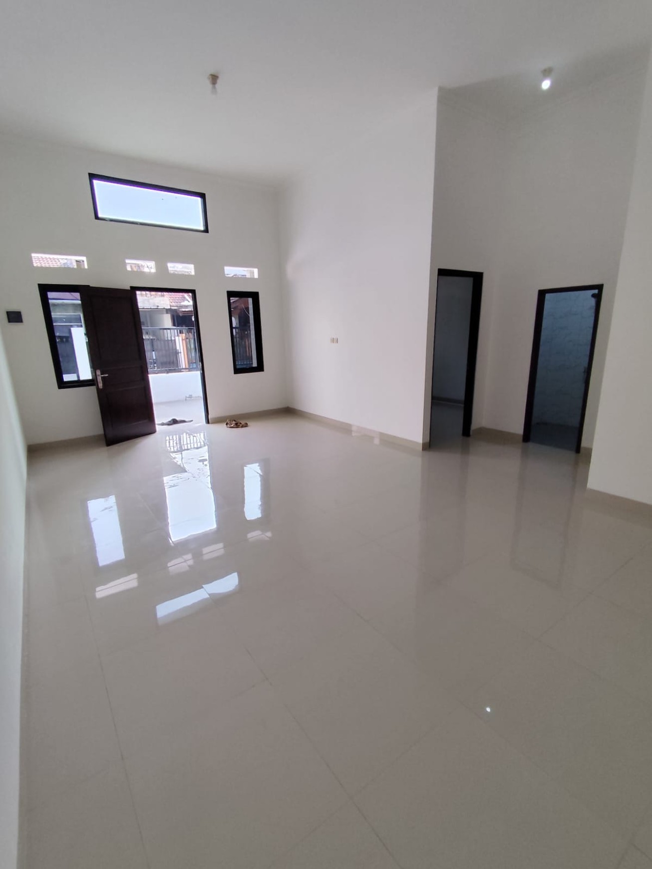 Rumah Bagus Siap Huni SHM KT 3 KM 2 SHM @Ciputat