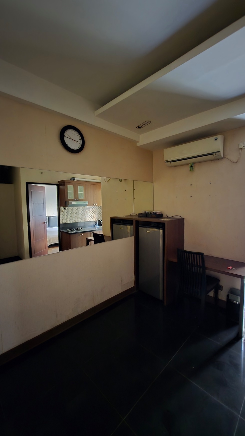 Dijual 2BR furnished lantai 12 apartemen kebagusan city