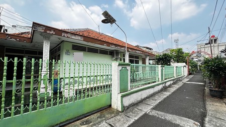Rumah Luas Di Palbatu Tebet Jaksel Cocok Dibangun Kost an, Lokasi Nempel Balai Sudirman