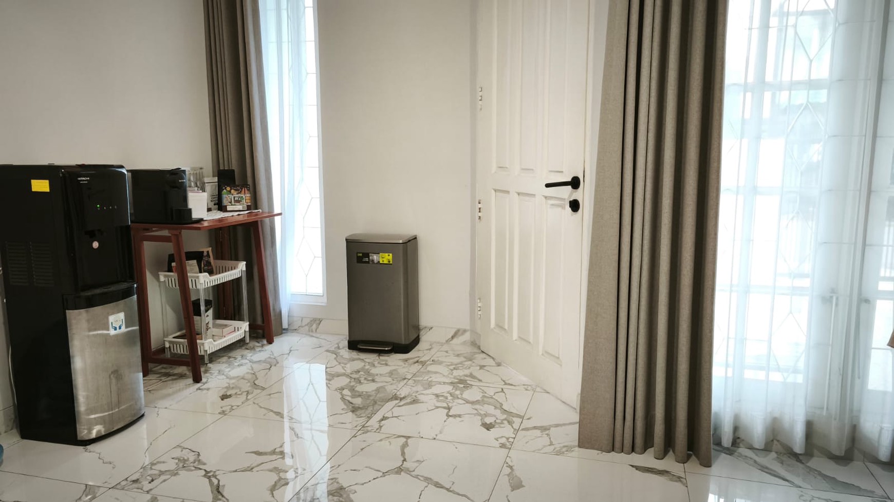 Rumah Untuk Hunian Atau Kantor Lokasi Sangat Strategis di Tebet Mas Indah JakSel