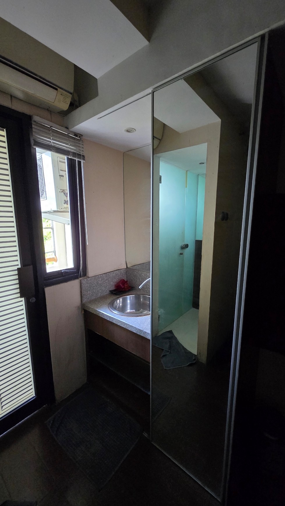 Dijual studio furnished lantai 18 apartemen kebagusan city