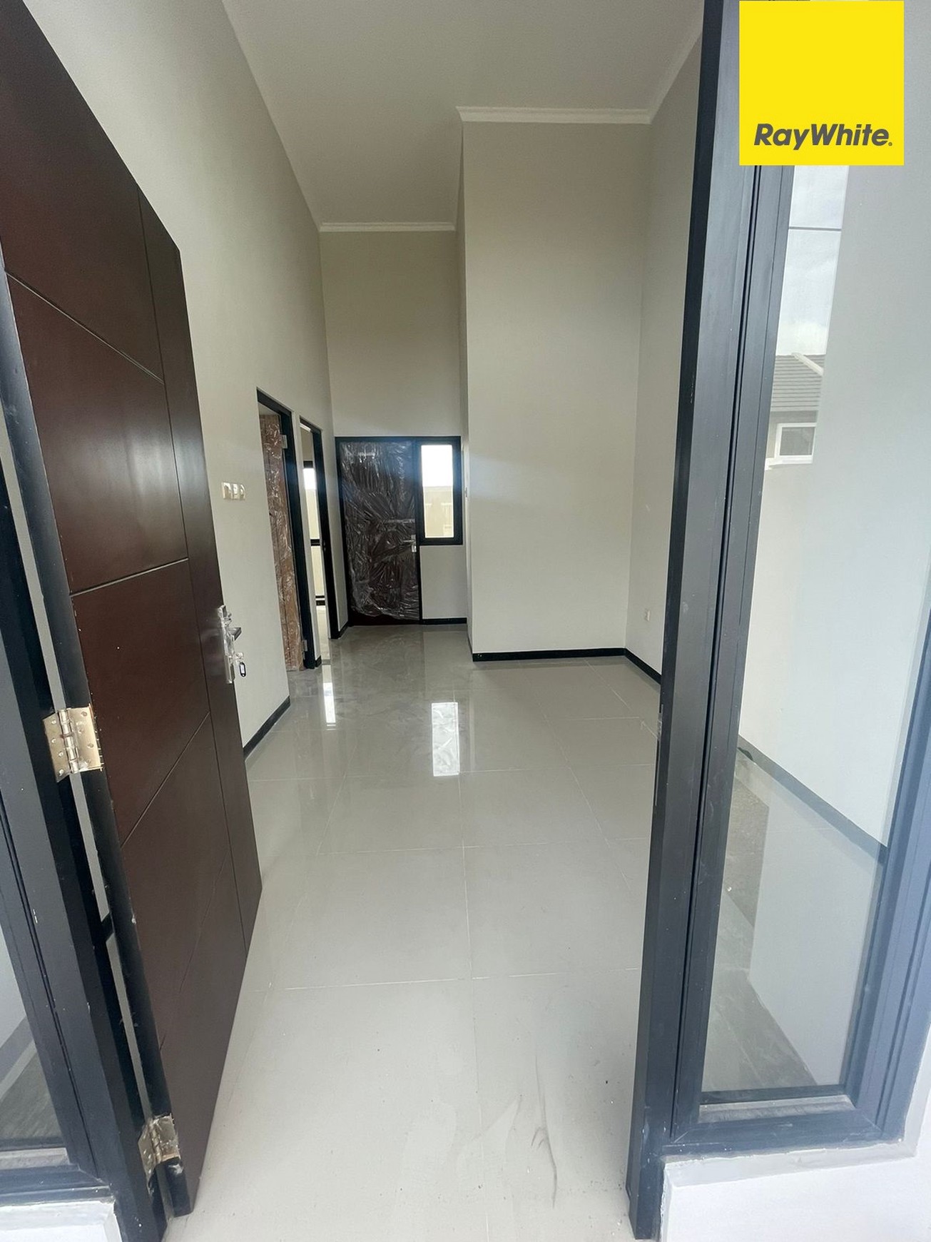 Dijual Rumah 650 Jutaan di Alana Regency Tambak Oso