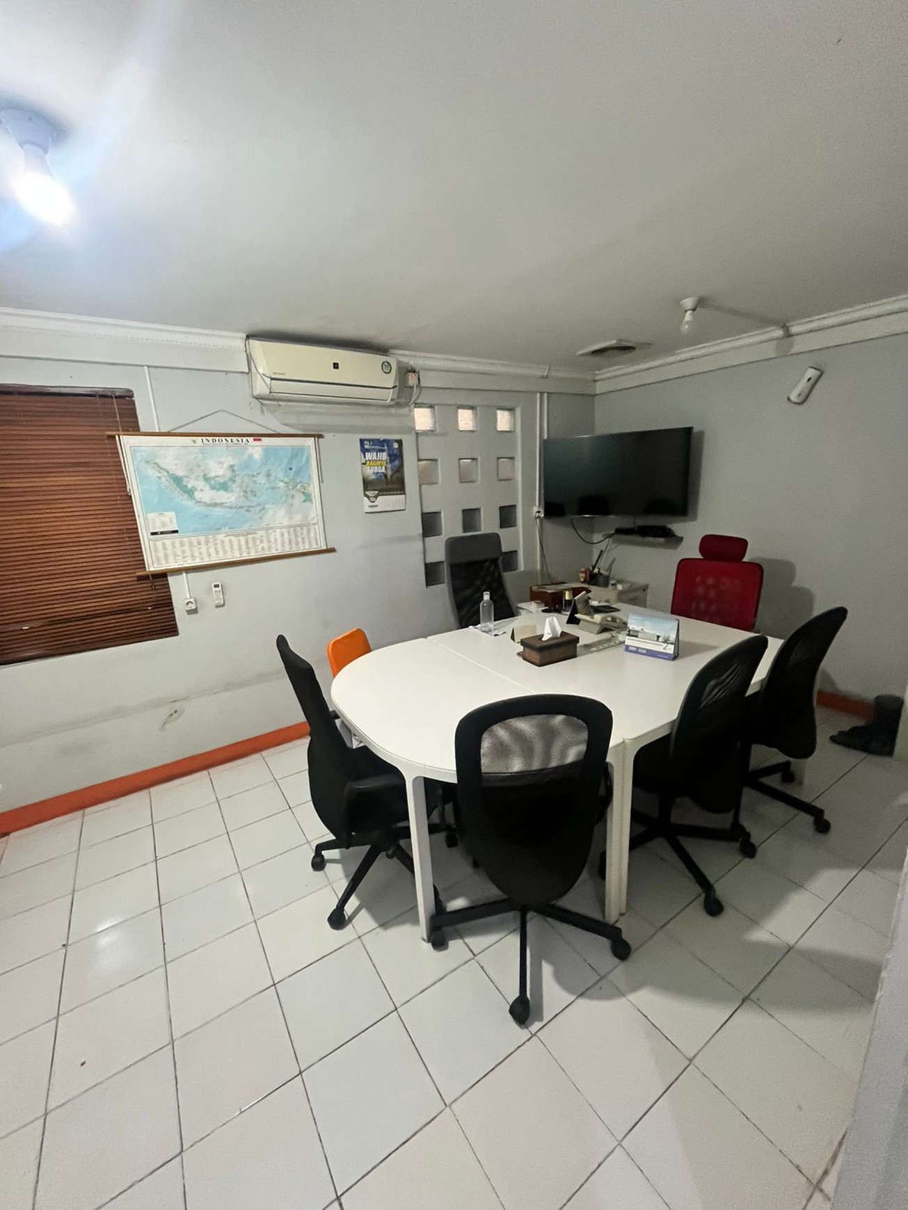 Dijual kantor lokasi nempel stasiun MRT Lebak Bulus