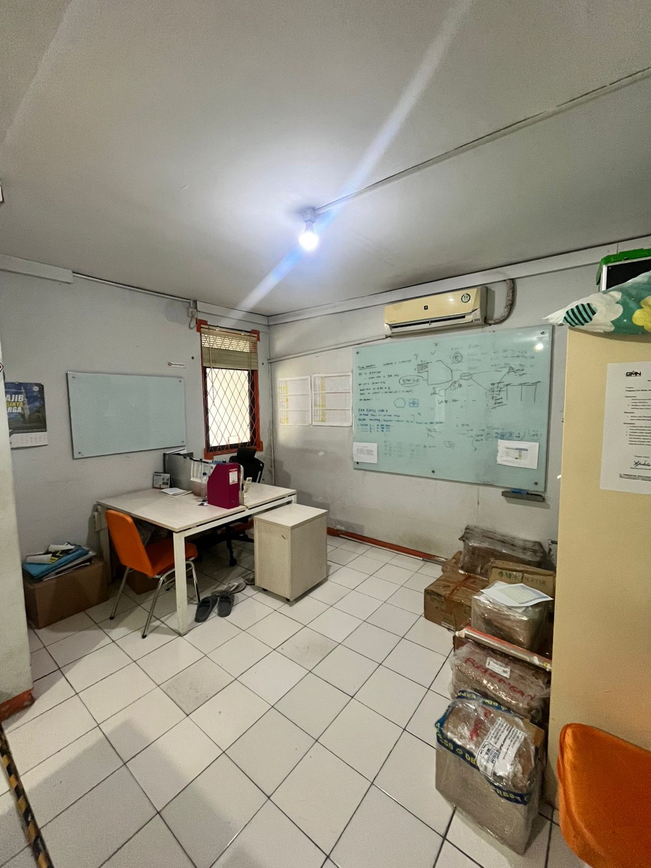Dijual kantor lokasi nempel stasiun MRT Lebak Bulus