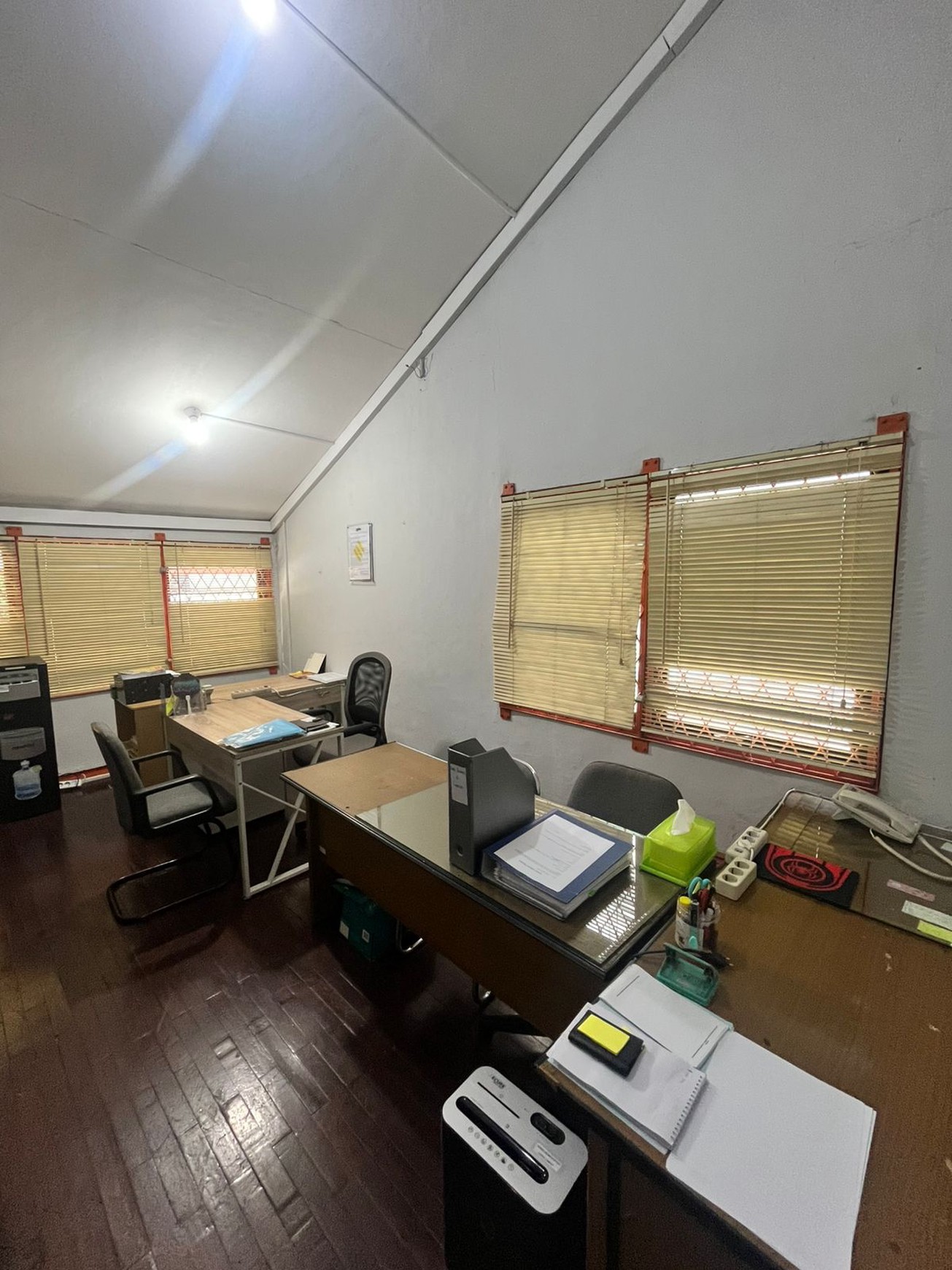 Dijual kantor lokasi nempel stasiun MRT Lebak Bulus
