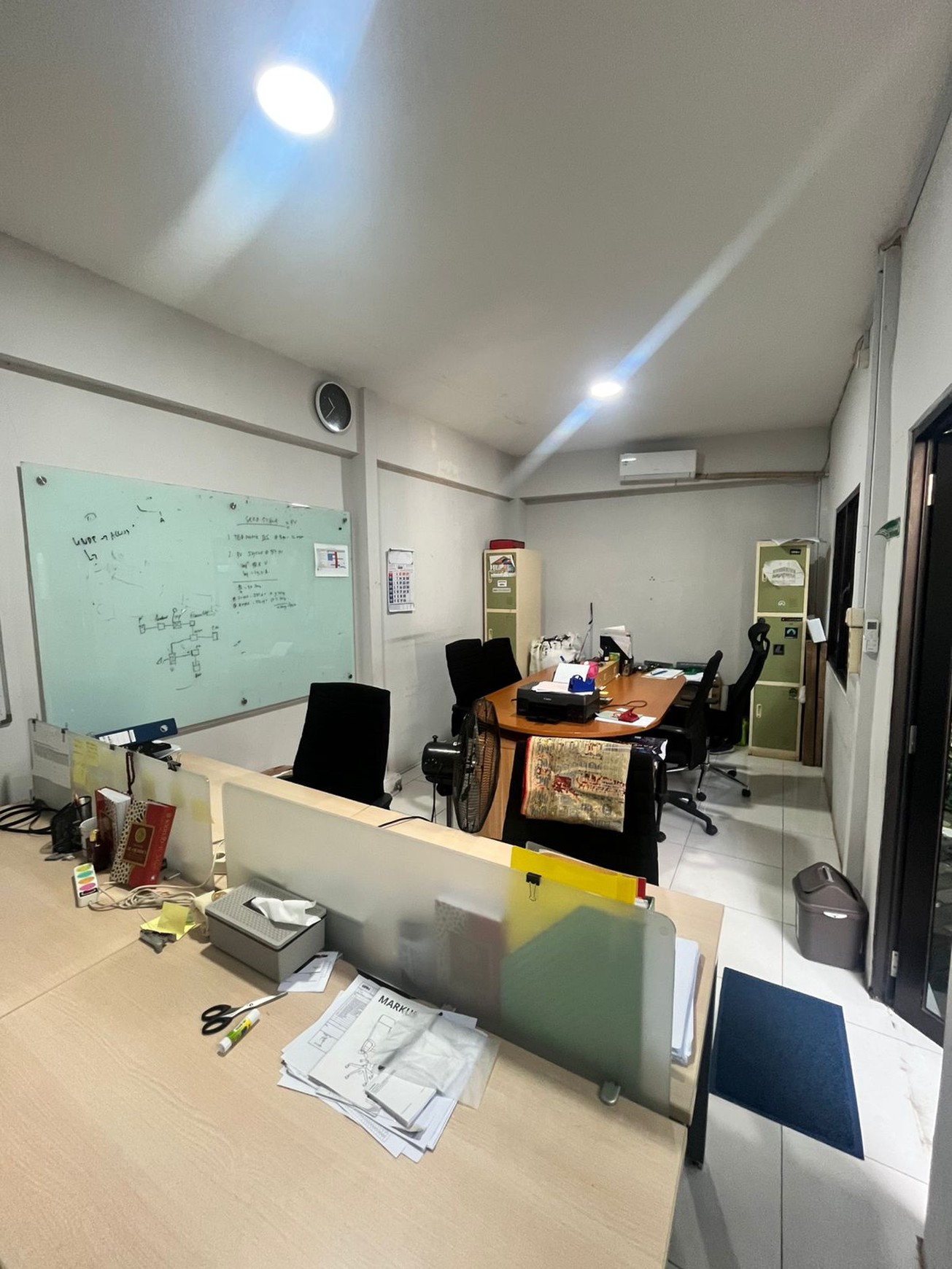 Dijual kantor lokasi nempel stasiun MRT Lebak Bulus