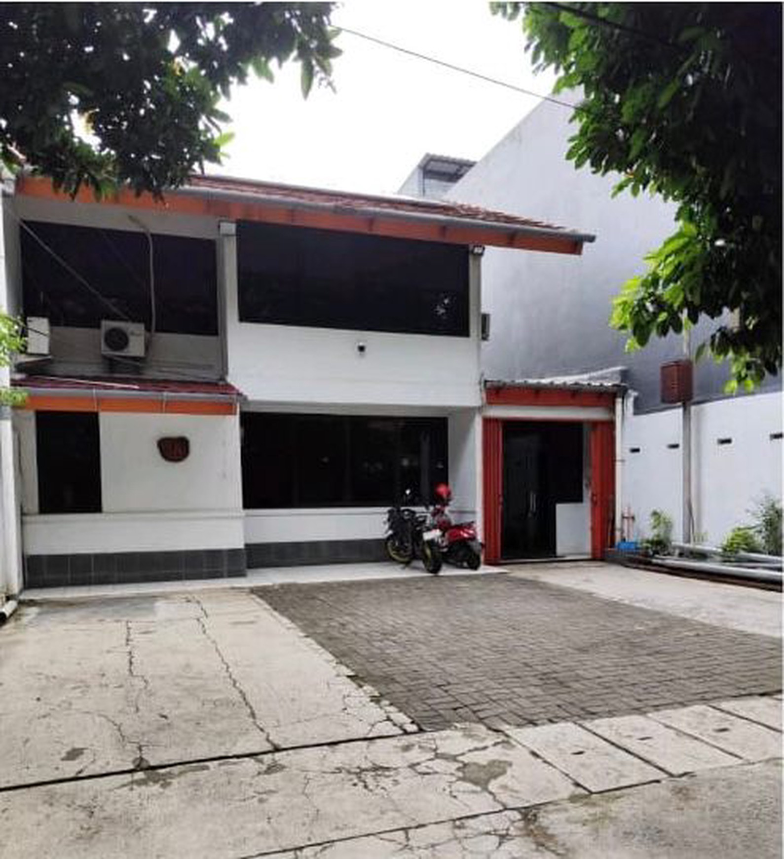 Dijual kantor lokasi nempel stasiun MRT Lebak Bulus