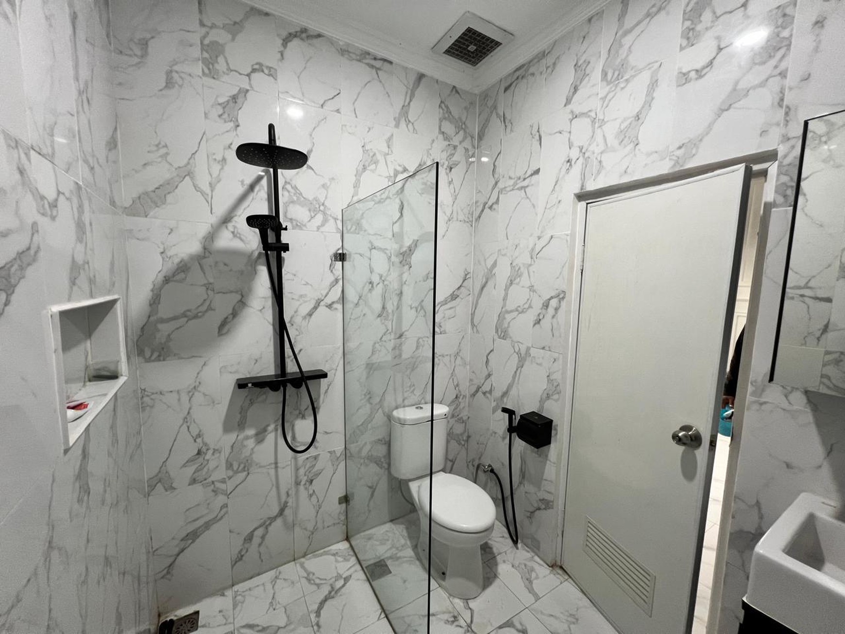 Rumah Bagus, 1 Lantai, Minimalis, dalam Cluster di Parung Panjang