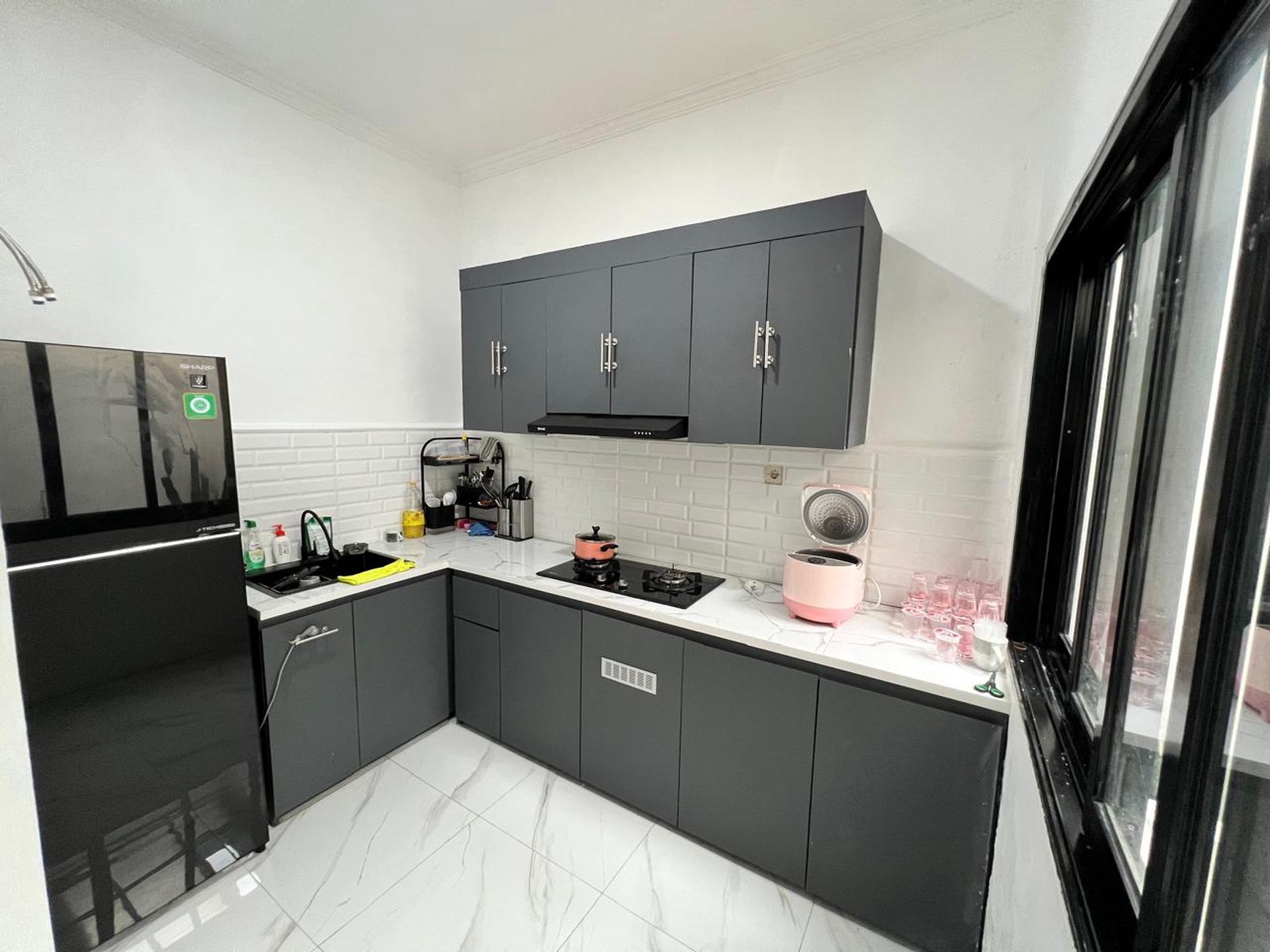 Rumah Bagus, 1 Lantai, Minimalis, dalam Cluster di Parung Panjang