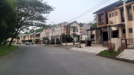 Rumah bagus siap huni, lokasi strategis di Ciater.