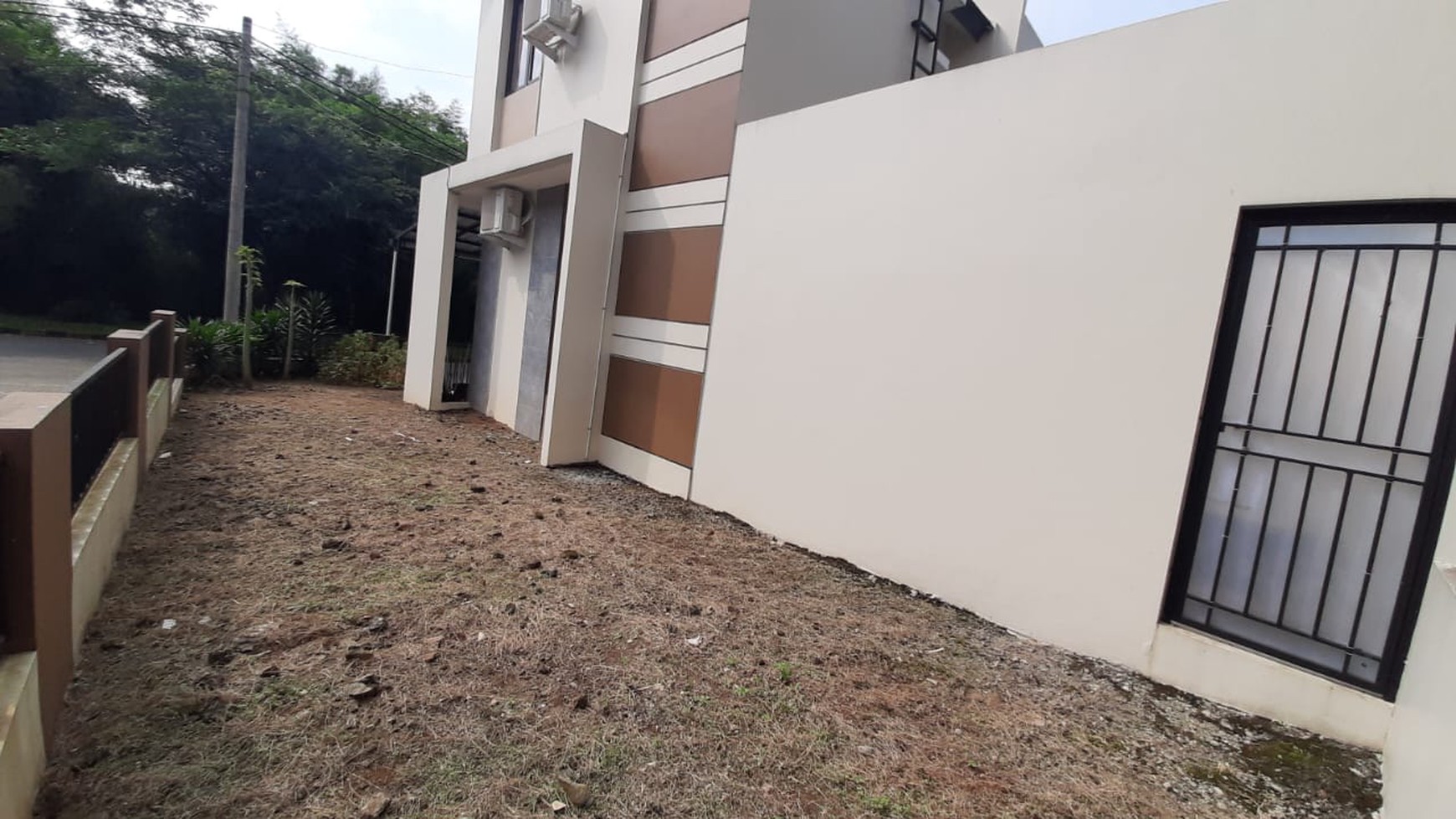 Rumah bagus siap huni, lokasi strategis di Ciater.