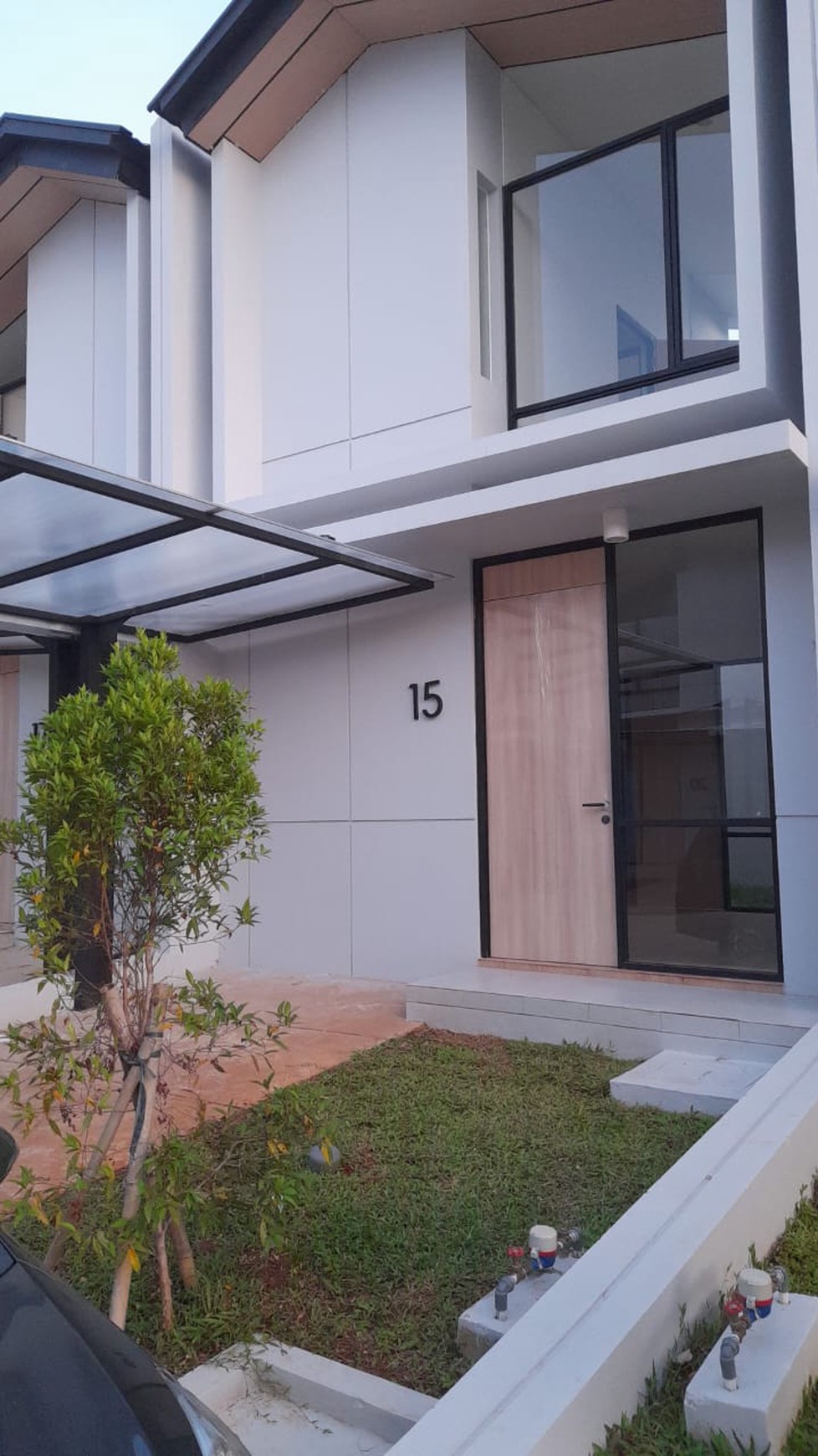 Hunian Nyaman 2 Lantai di Waterfront Lippo - Cocok untuk Keluarga Muda !