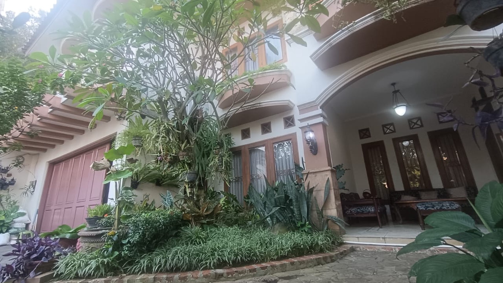 Dijual Rumah Pejompongan Benhil Classic Lux