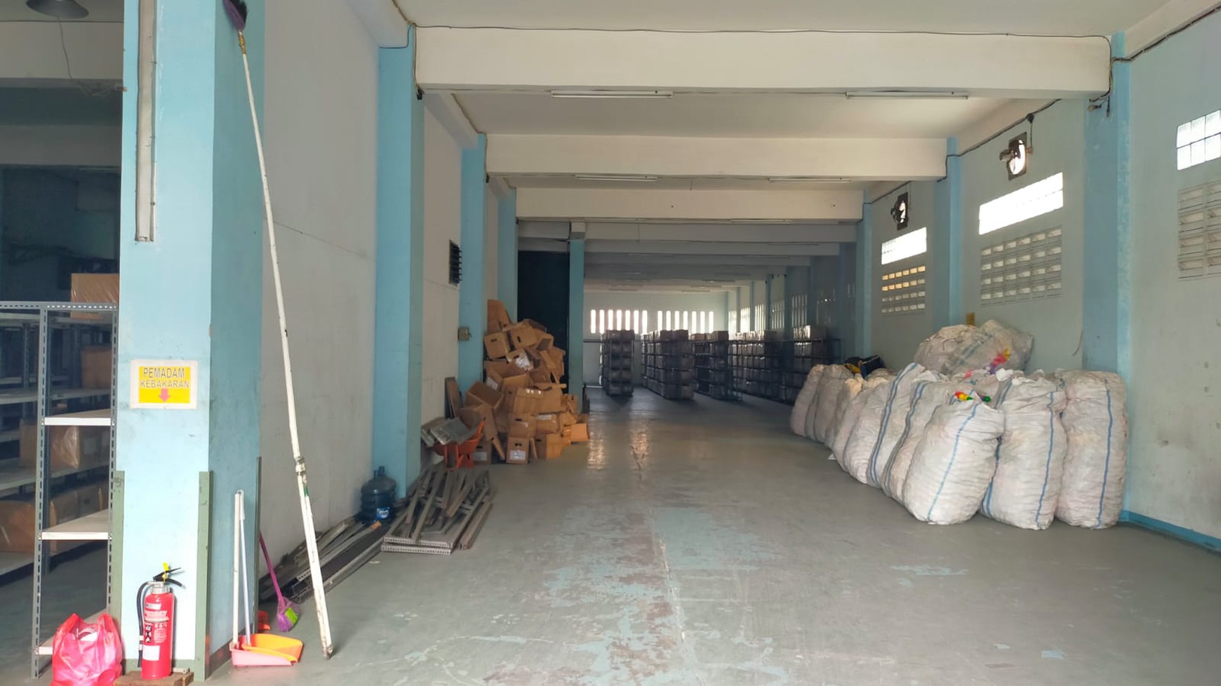 Gudang dan Kantor LT 1222m2 di Area Kemayoran Jakarta Pusat