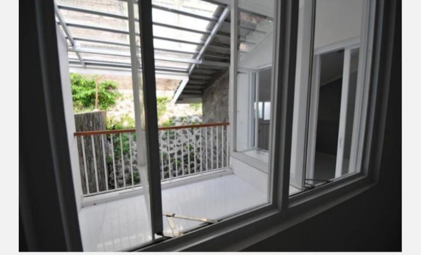 Rumah 2 Lantai, Lokasi strategis di Bintaro 