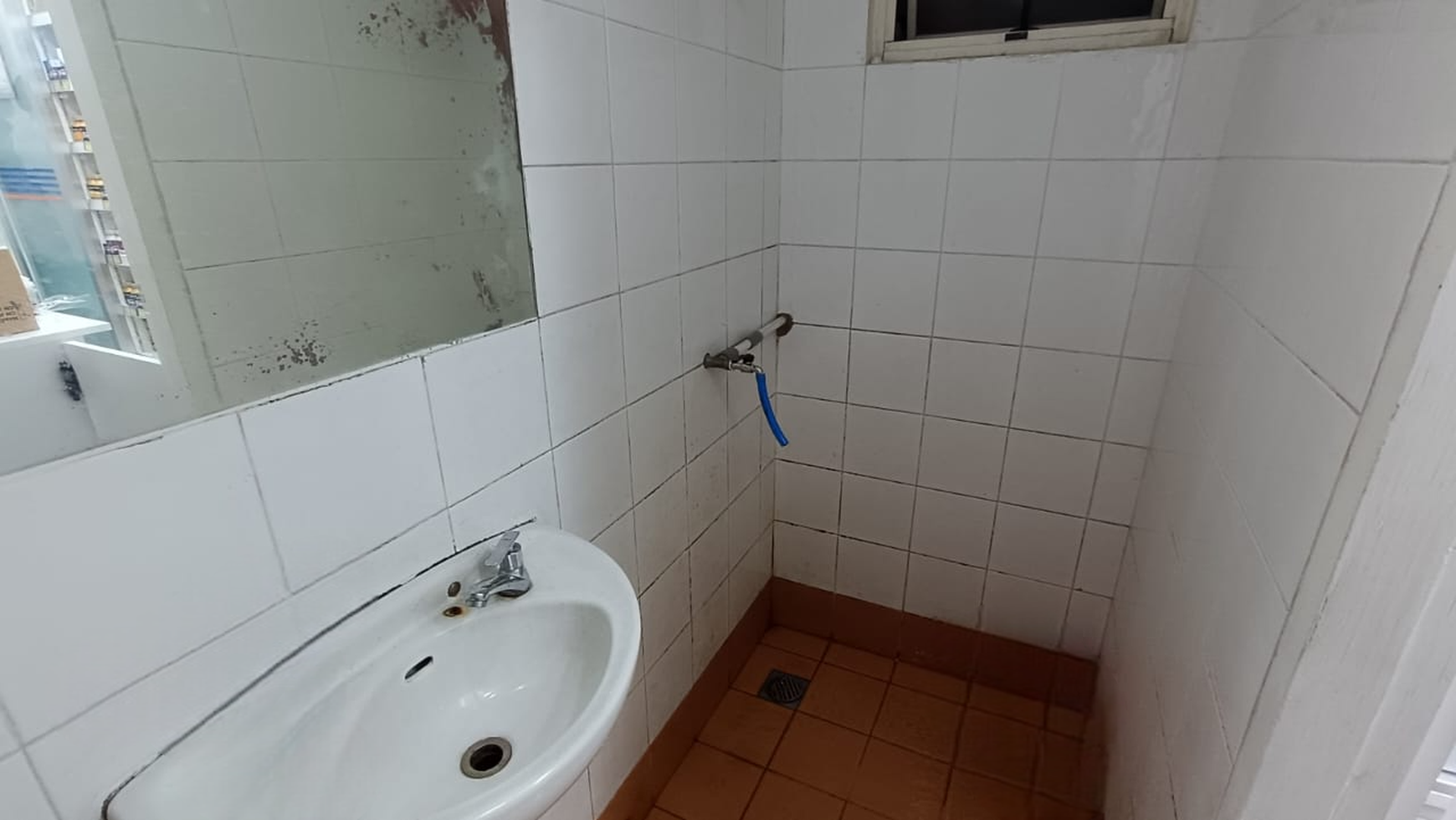 Dijual 1 unit Ruko 2 lantai di Espana Karawaci