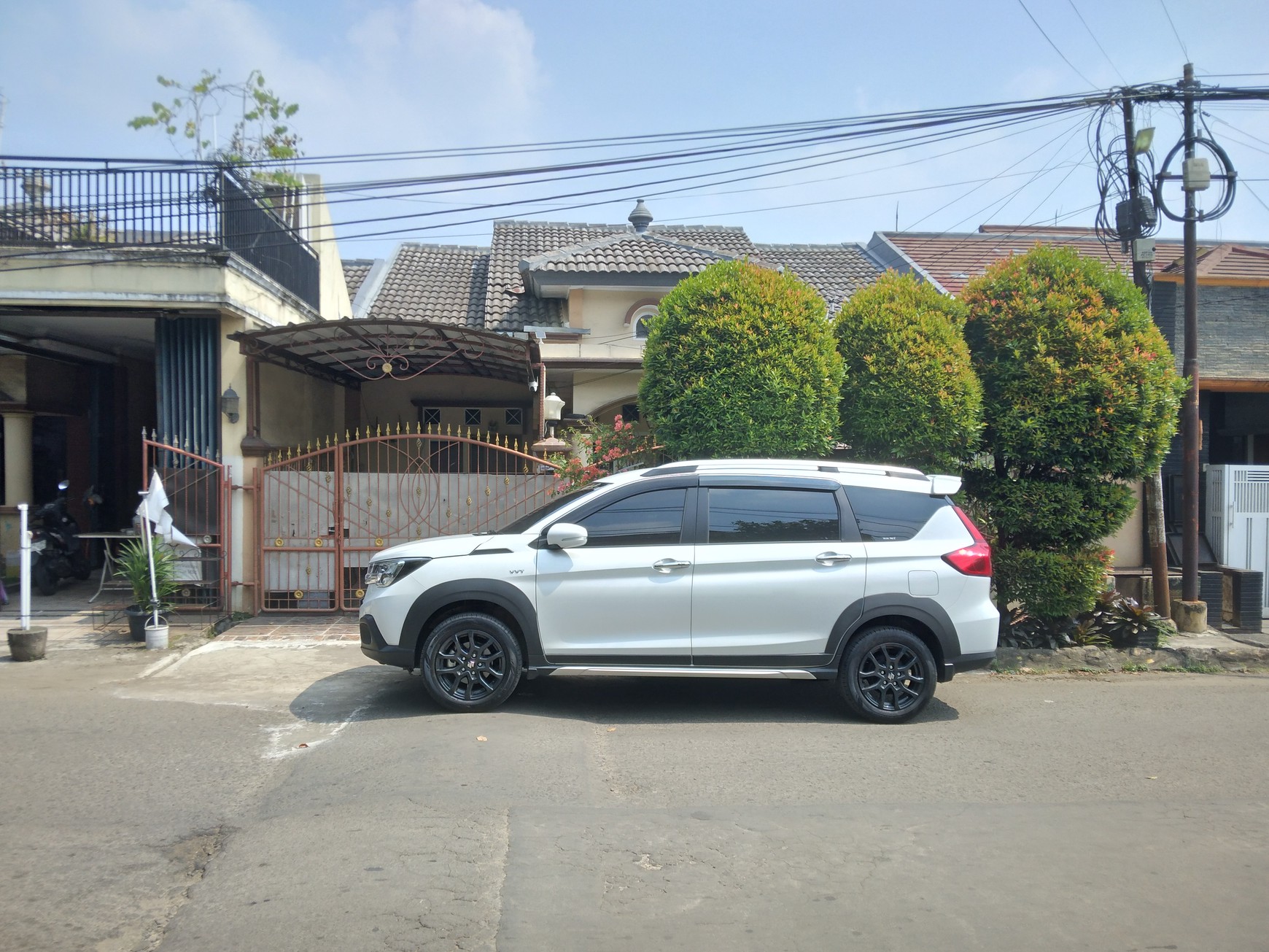 Rumah di Boulevard Villa Nusa Indah 3 boulevard harga nego