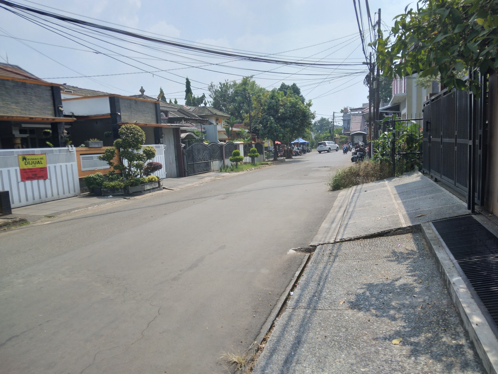 Rumah di Boulevard Villa Nusa Indah 3 boulevard harga nego