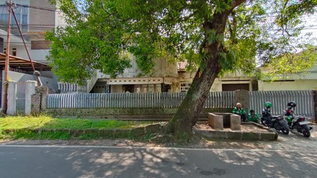 Dijual Rumah Hitung Tanah di Tengah Kota, Sayap Riau Bandung