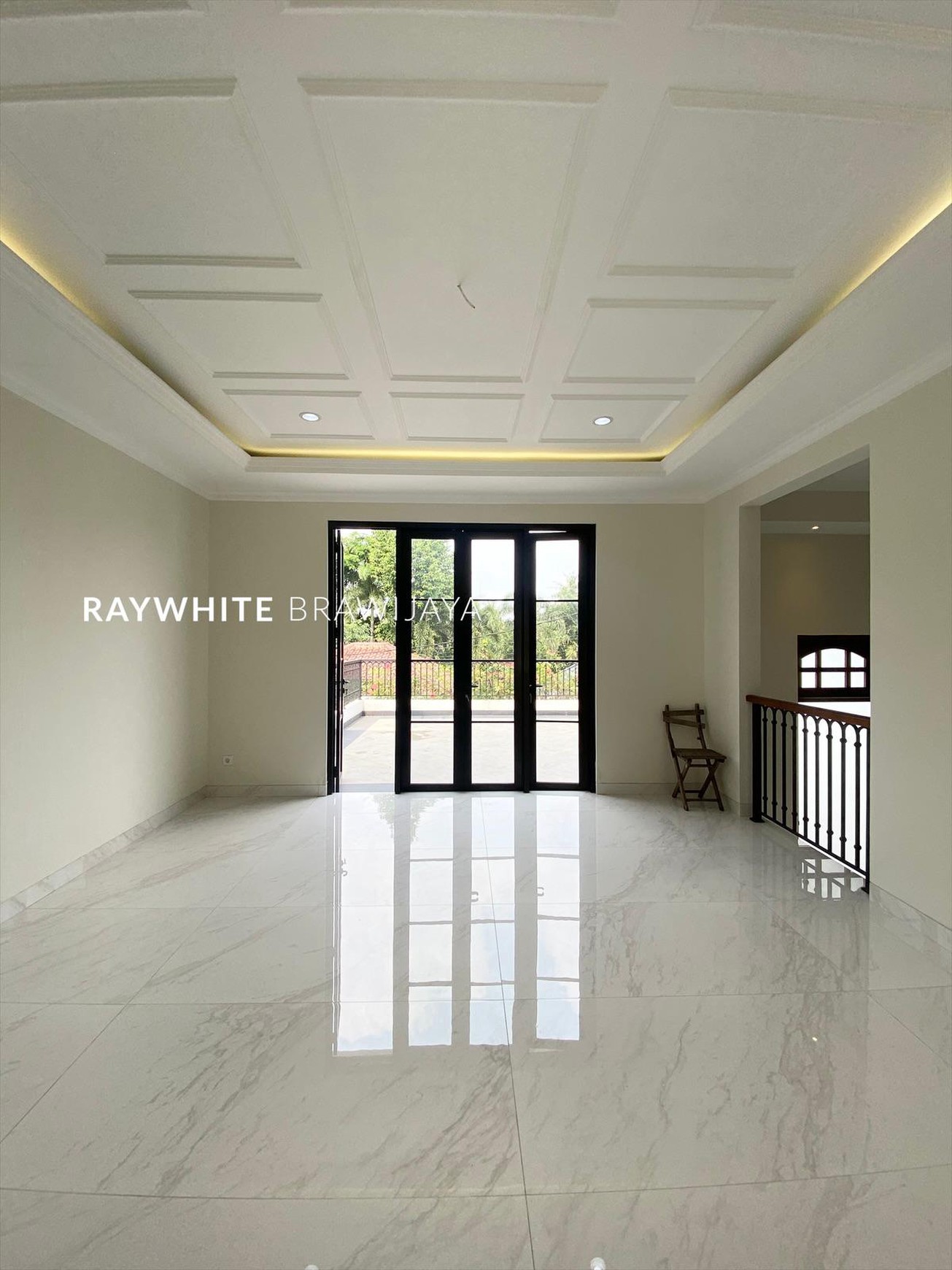 Rumah Modern Minimalis Siap Huni Area Moh Kahfi 1, Jagakarsa