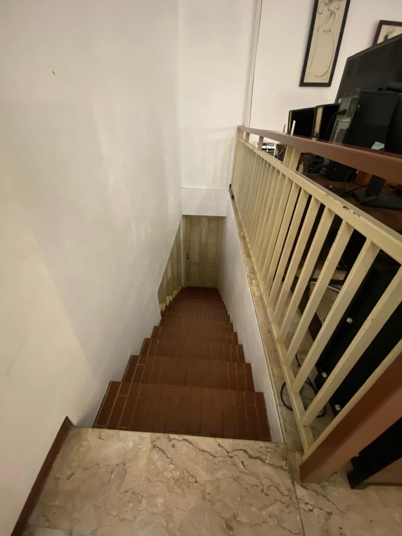 Cinere mega cinere luas 375 rumah klasik dan homey dekat tol desari