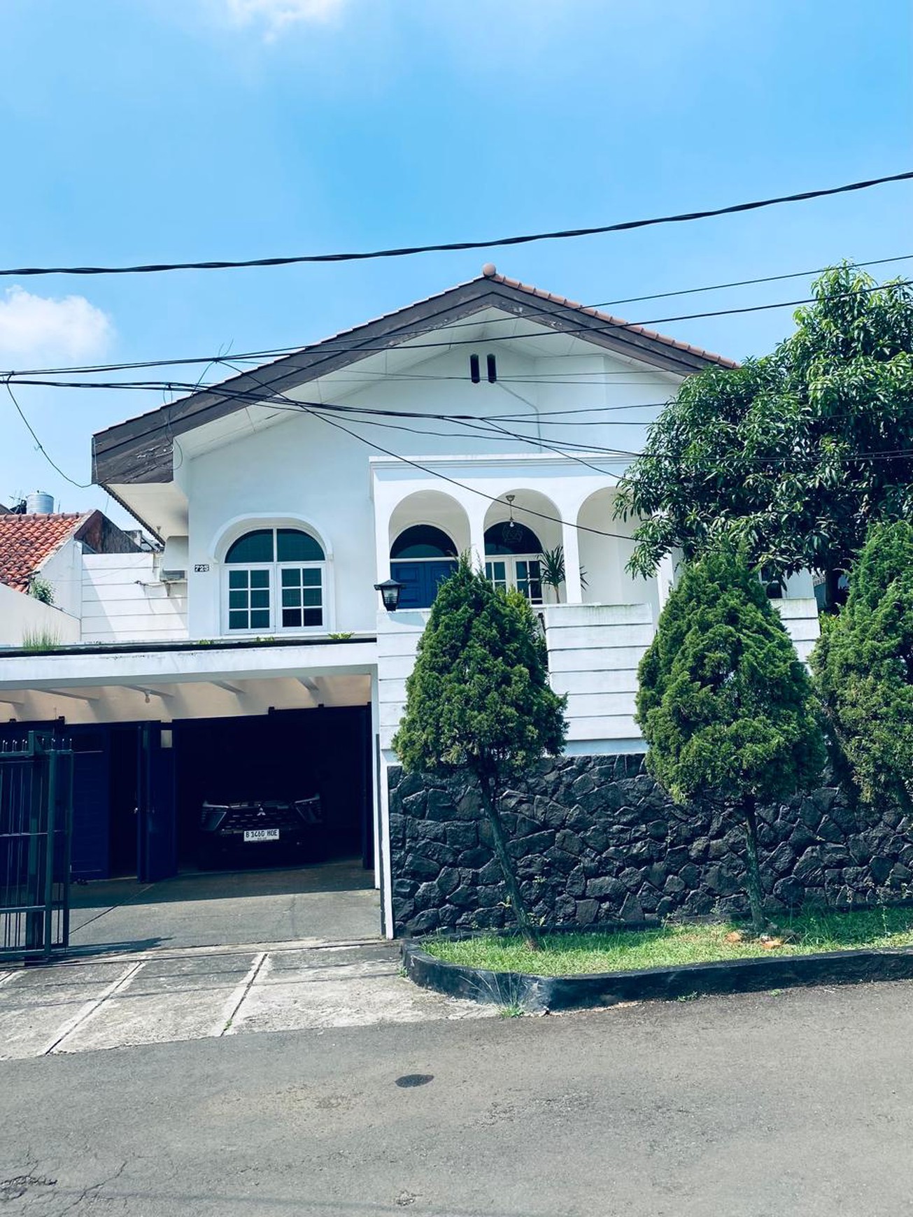 Cinere mega cinere luas 375 rumah klasik dan homey dekat tol desari