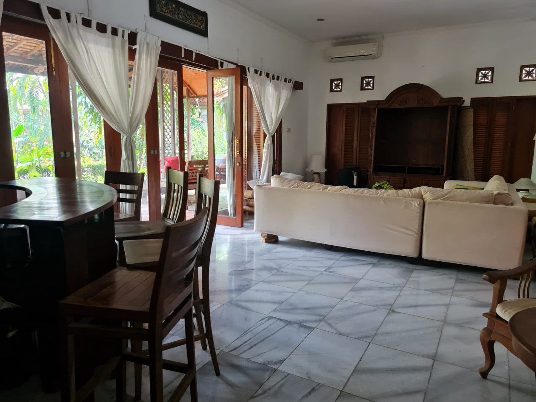 Rumah Bagus Di Bali View Kintamani, Cirendeu Jakarta Selatan