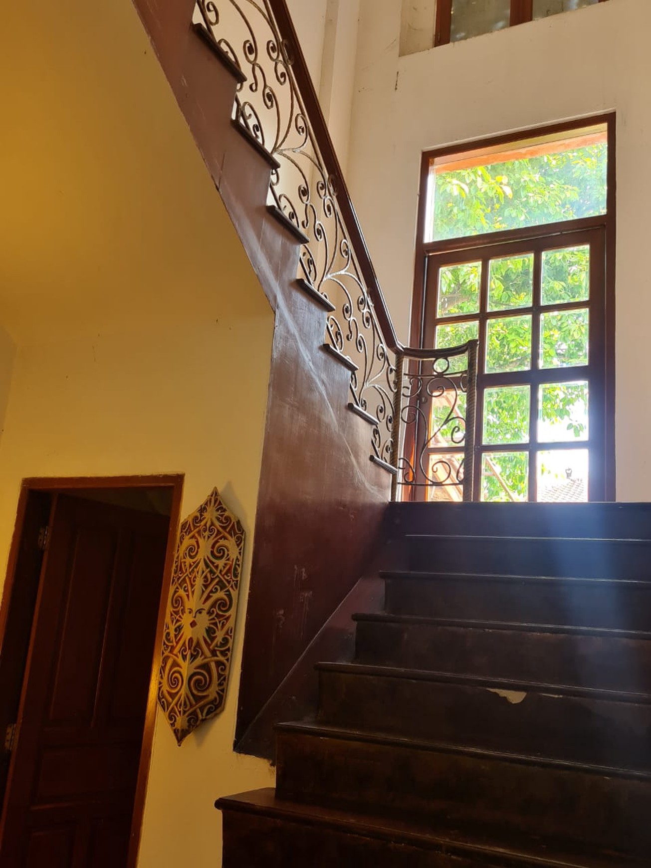 Rumah Bagus Di Bali View Kintamani, Cirendeu Jakarta Selatan