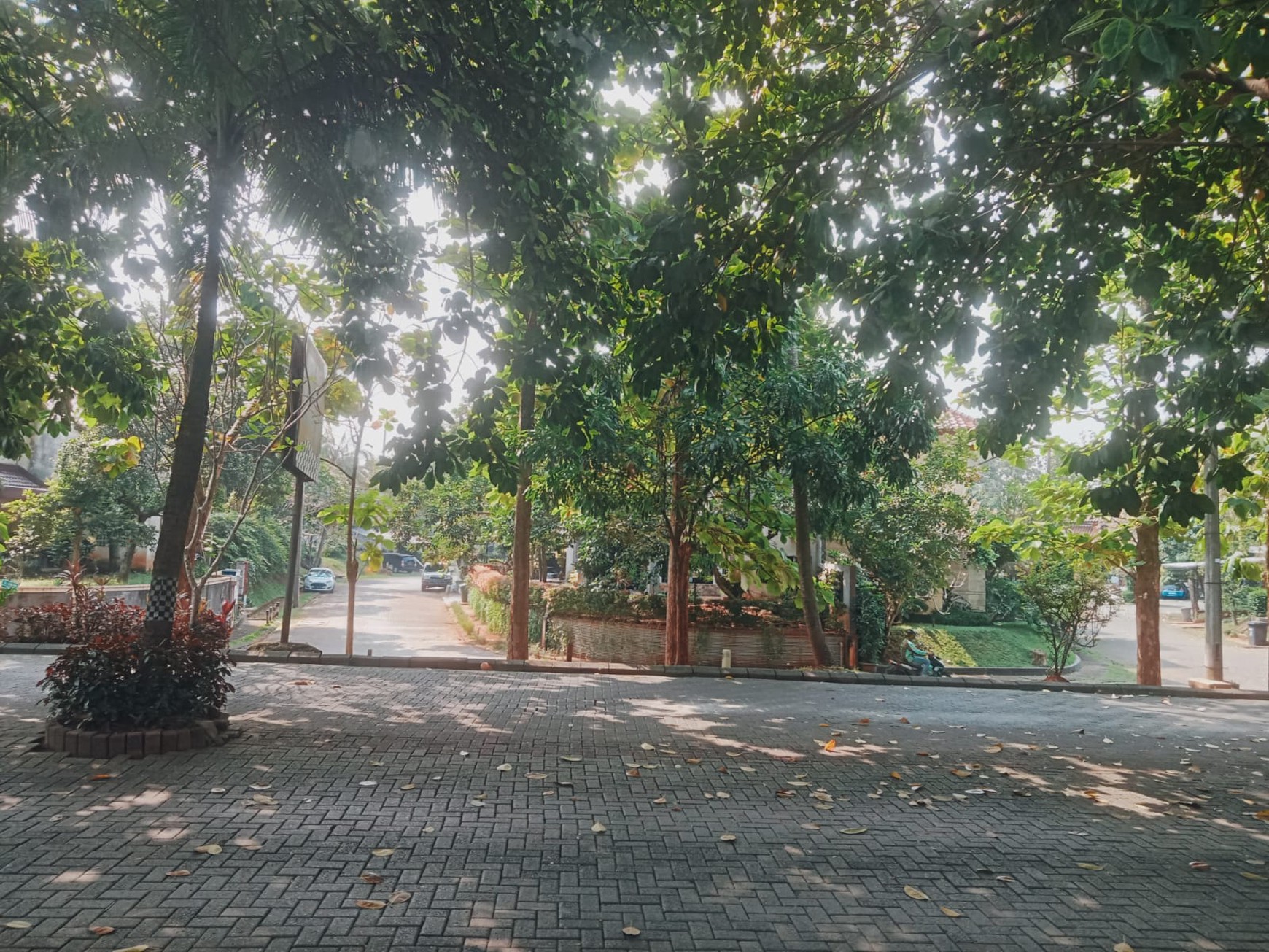 Rumah Bagus Di Bali View Kintamani, Cirendeu Jakarta Selatan