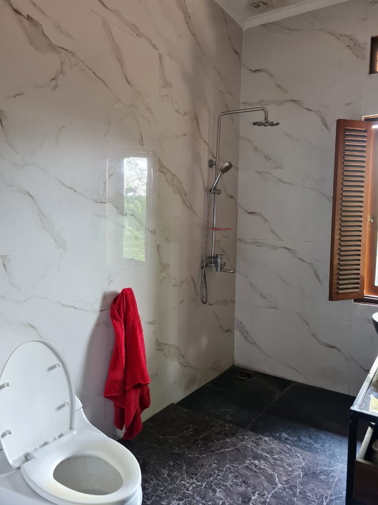 Rumah Bagus Di Bali View Kintamani, Cirendeu Jakarta Selatan