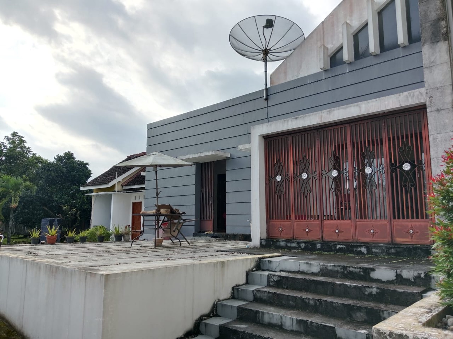 Rumah Tinggal Cocok Untuk Keluarga Besar dan Investasi Lokasi Strategis di Mlati Sleman 