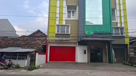Ruko 3 Lantai Cocok Untuk Usaha Di Jl Godean Dekat Mirota Godean