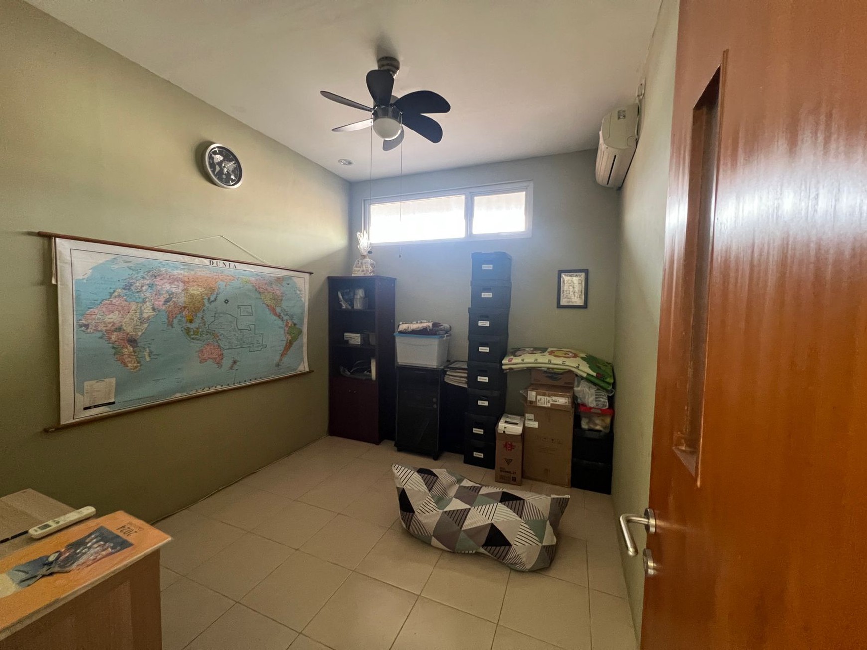 Rumah strategis,dekat kampus STAN di Bintaro Jaya 5
