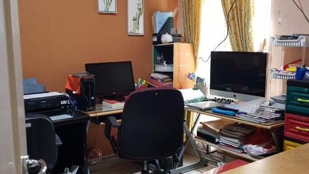 Rumah Bagus Di Cluster Valencia Graha Raya Bintaro Jaya